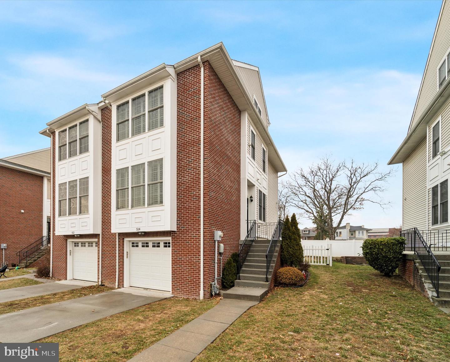 514 Kingsley Ct Property Photo