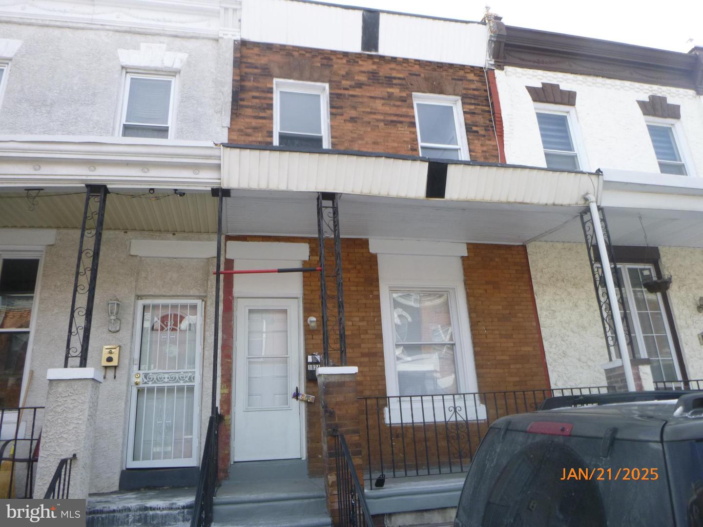1824 S Conestoga St Property Photo 1