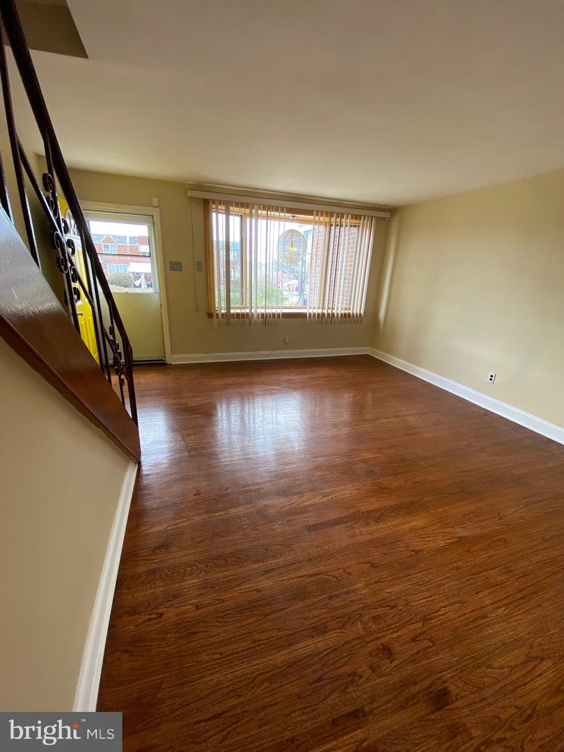 4203 Glenview St Property Photo 8