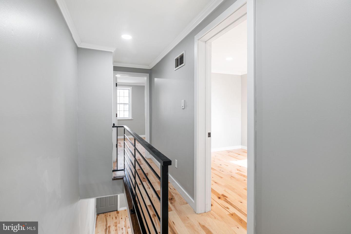 1804 Tree St Property Photo 7