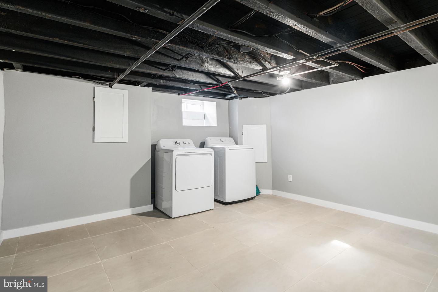 1804 Tree St Property Photo 16