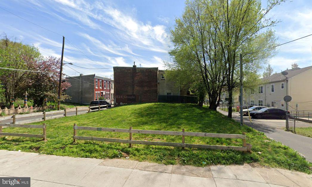 1230 W York St Property Photo 1