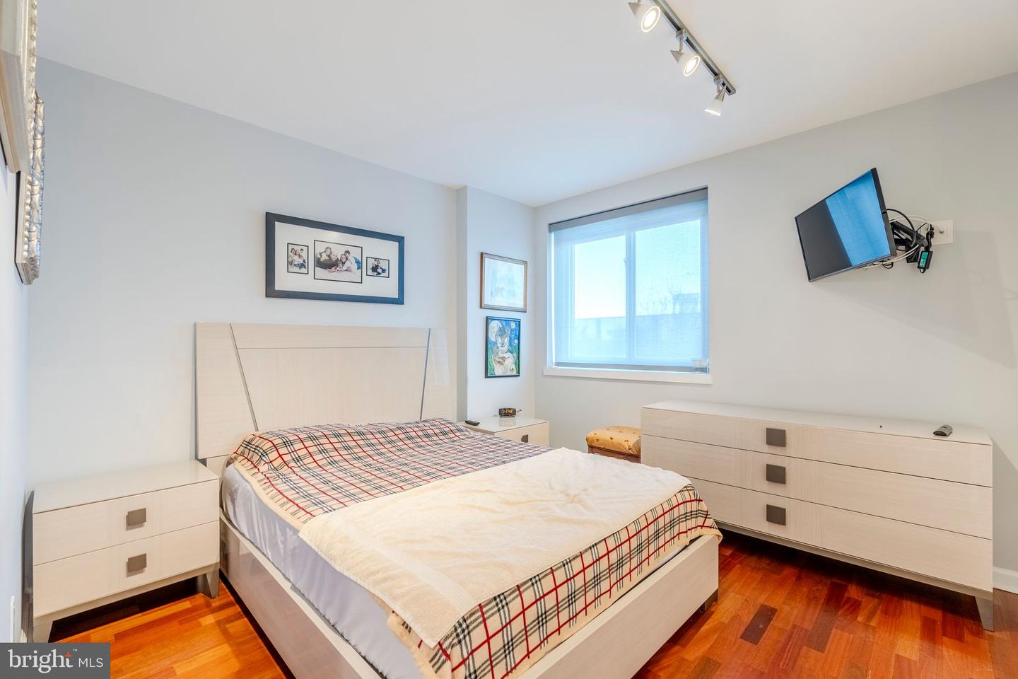 901 N Penn St #f407 Property Photo 18