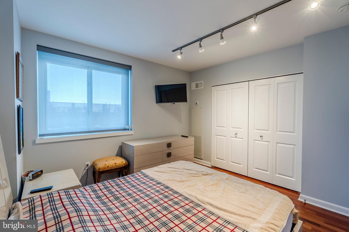 901 N Penn St #f407 Property Photo 24