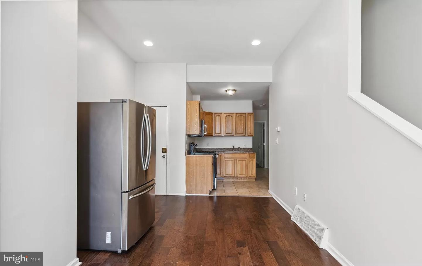 1621 W Montgomery Ave Property Photo 7