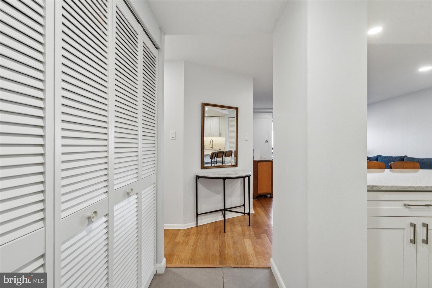 2001 Hamilton St #919 Property Photo 4