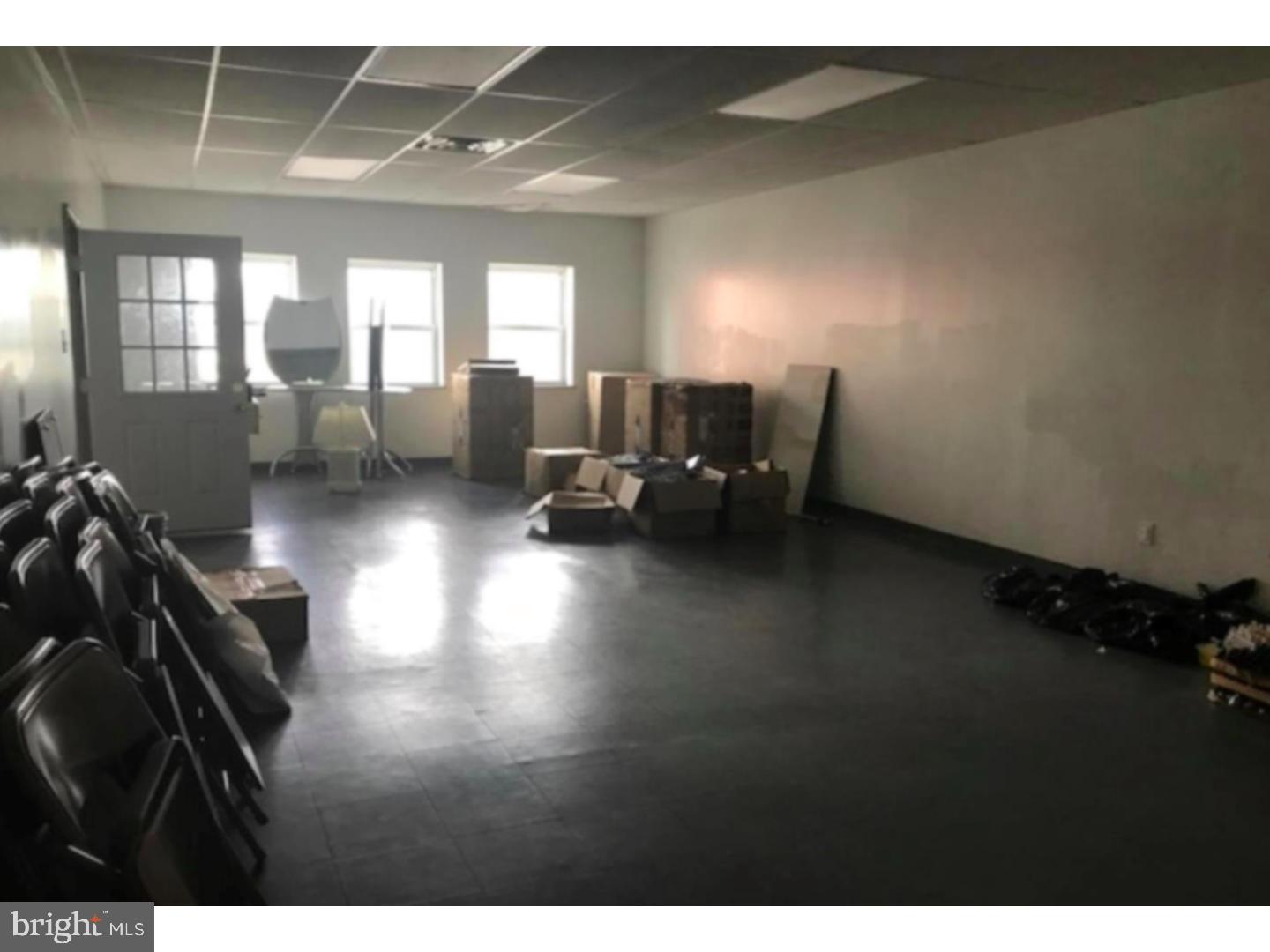 2520-22 N Broad St Property Photo 4