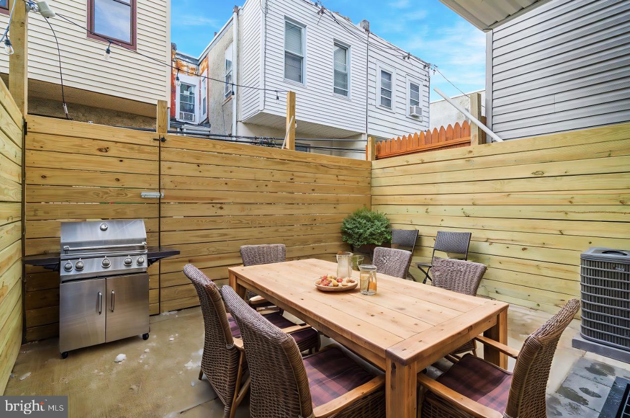 1862 N Marston St Property Photo 14
