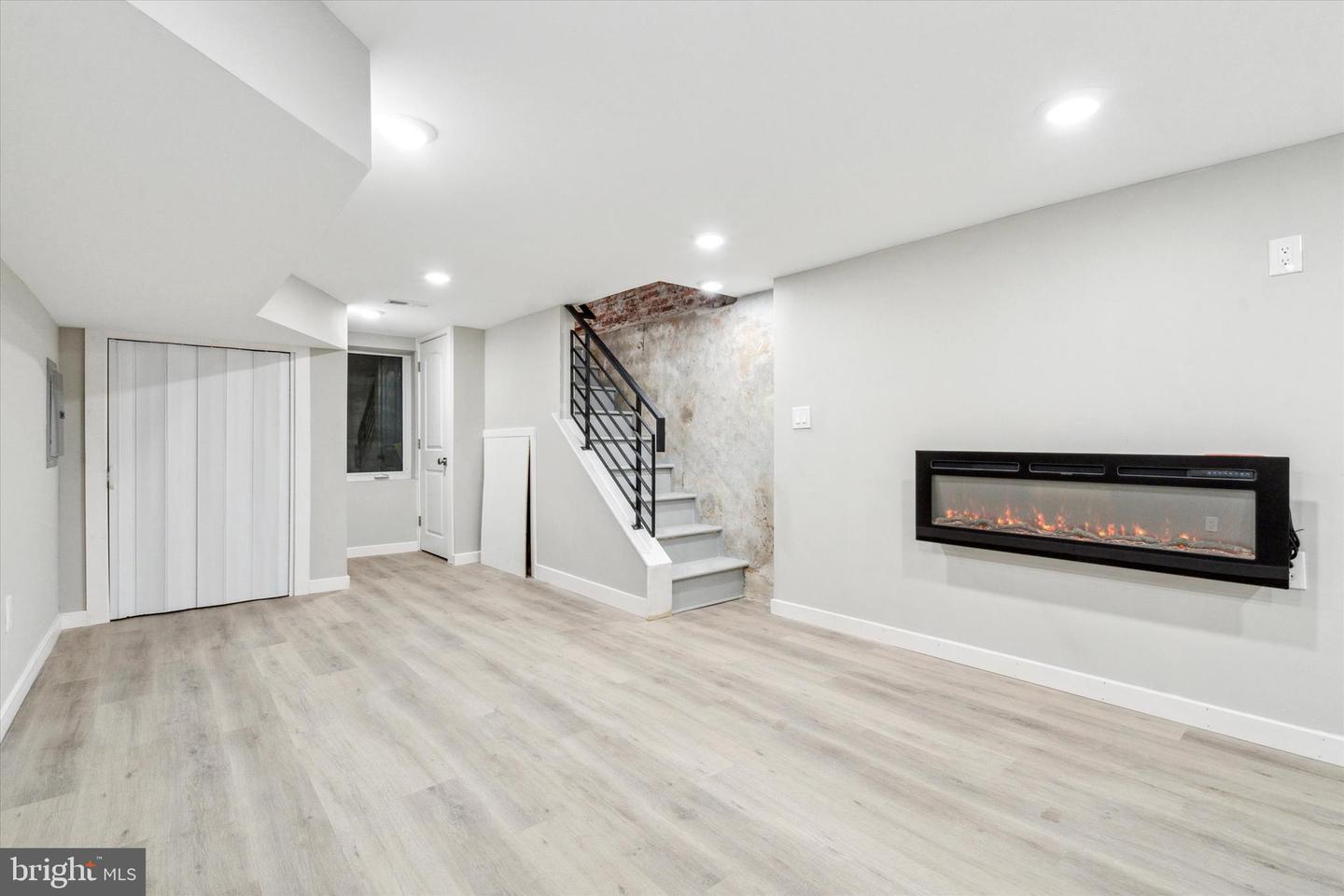1862 N Marston St Property Photo 25