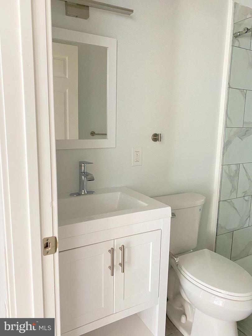 6400 Haverford Ave #17 Property Photo 11