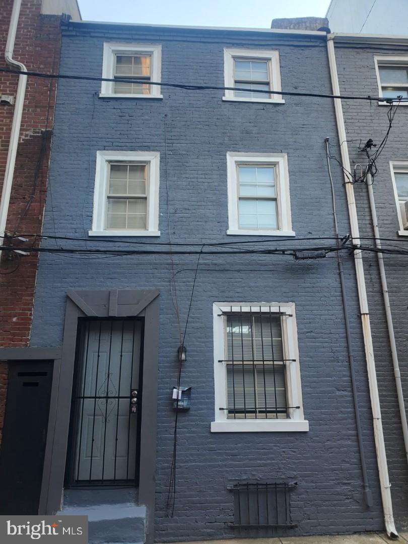 1222 CARLTON ST Property Photo 1