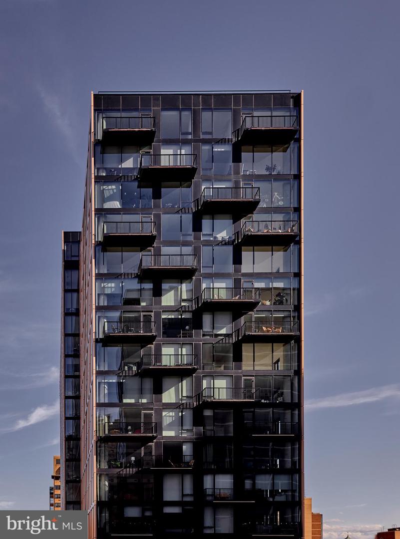 1134 Sansom St #2b-1820 Property Photo 7