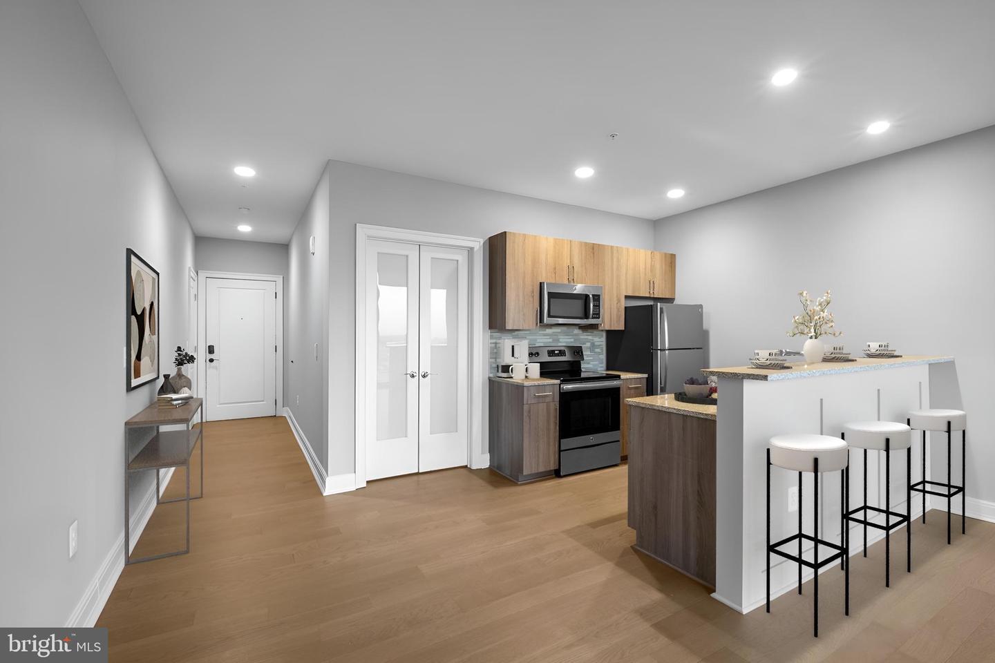 204 N 16th St #ph11 Property Photo