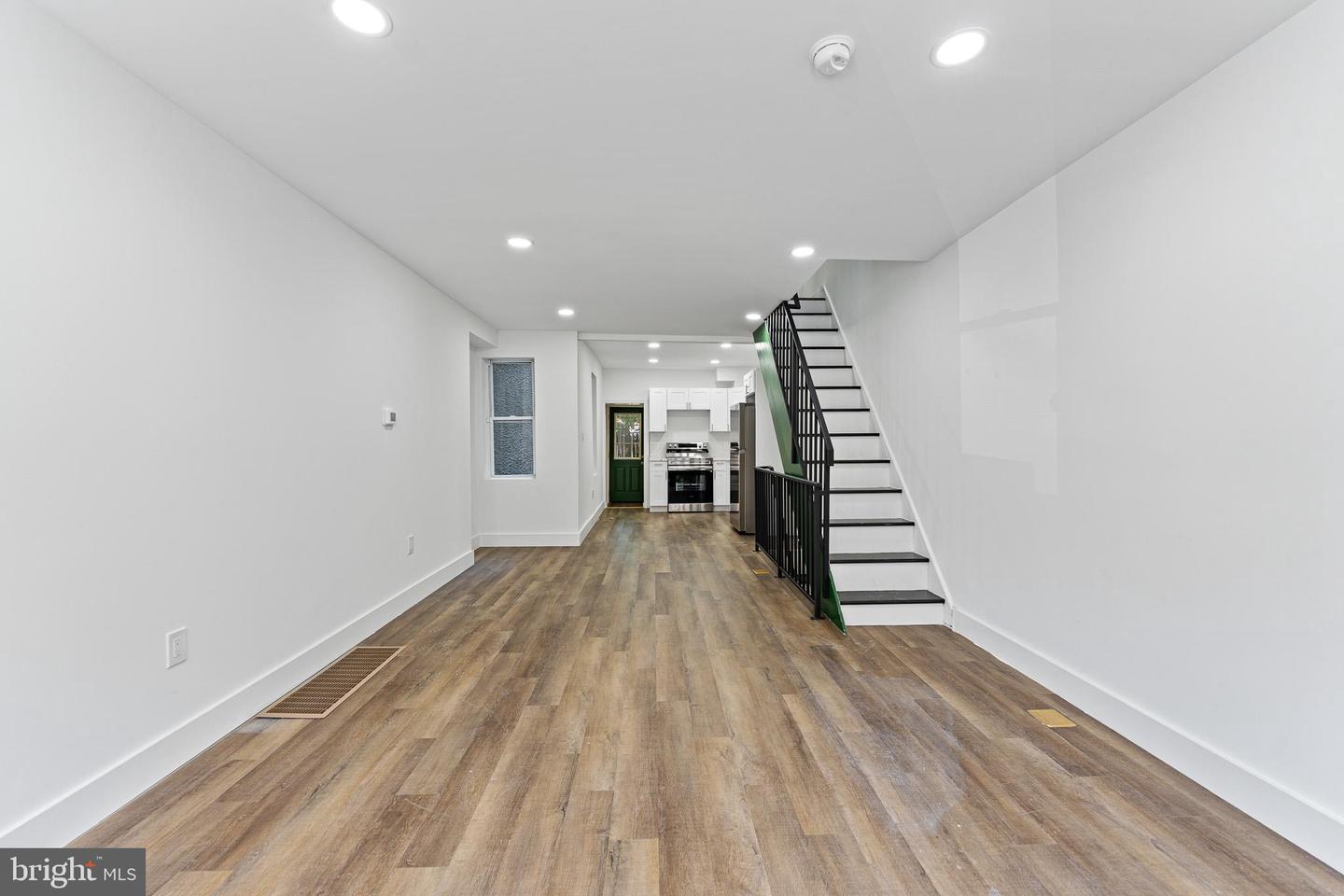 1164 S Dorrance St Property Photo 3