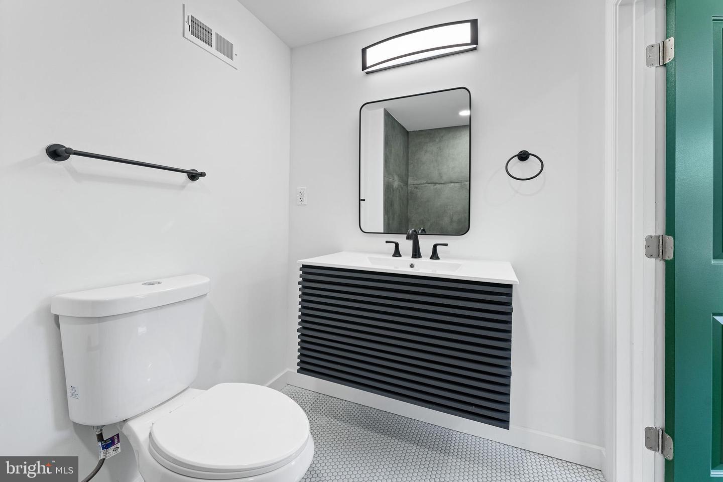 1164 S Dorrance St Property Photo 15