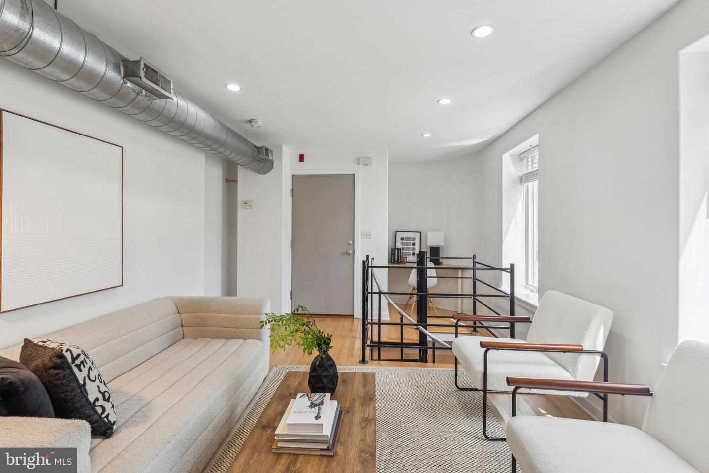 1006 N 5th St #2 Property Photo 4