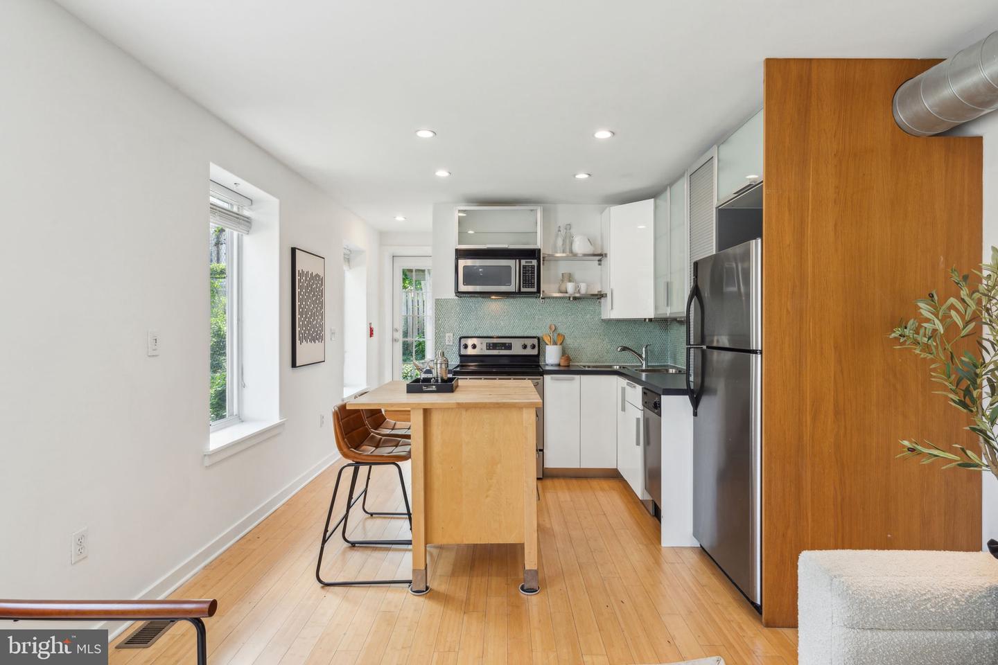 1006 N 5th St #2 Property Photo 5