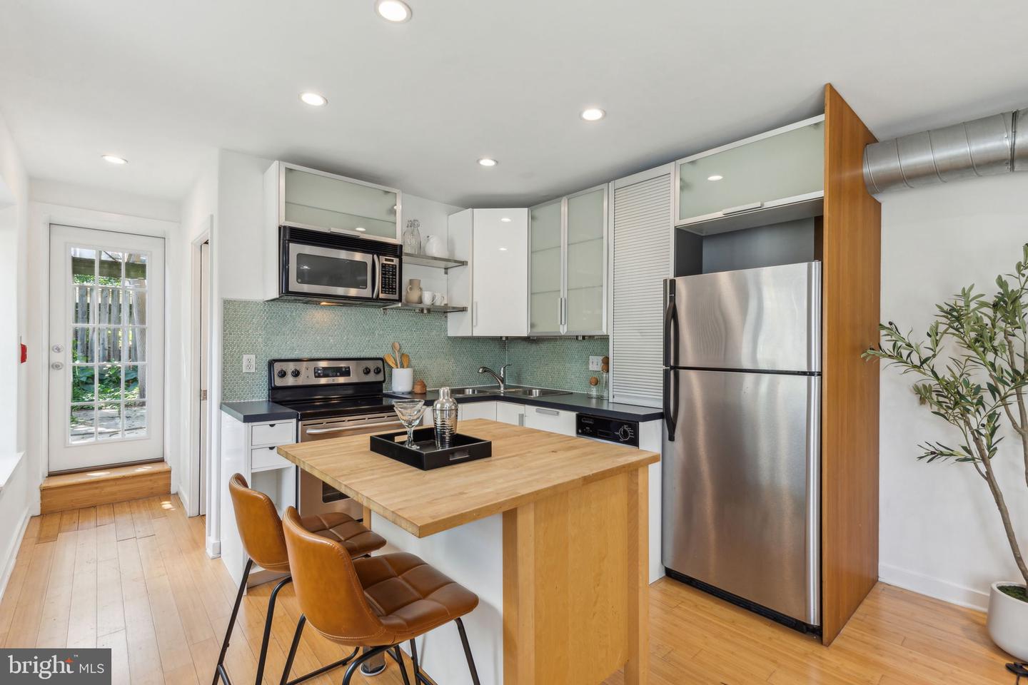 1006 N 5th St #2 Property Photo 6