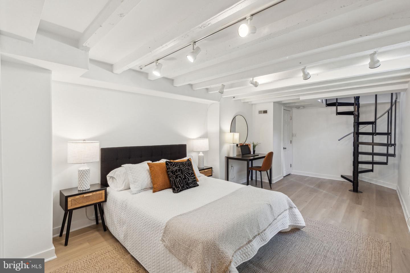 1006 N 5th St #2 Property Photo 10