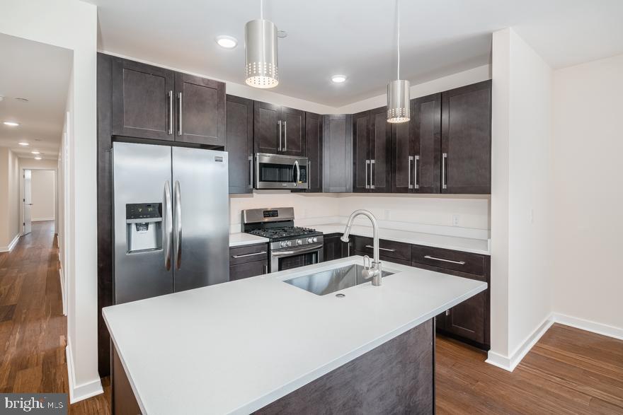 934 S 5TH ST #UNIT C2 Property Photo 1