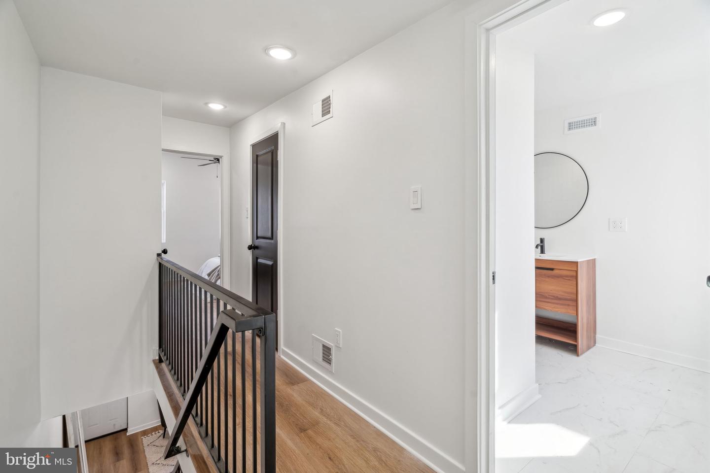 2644 E Mayfield St Property Photo 23