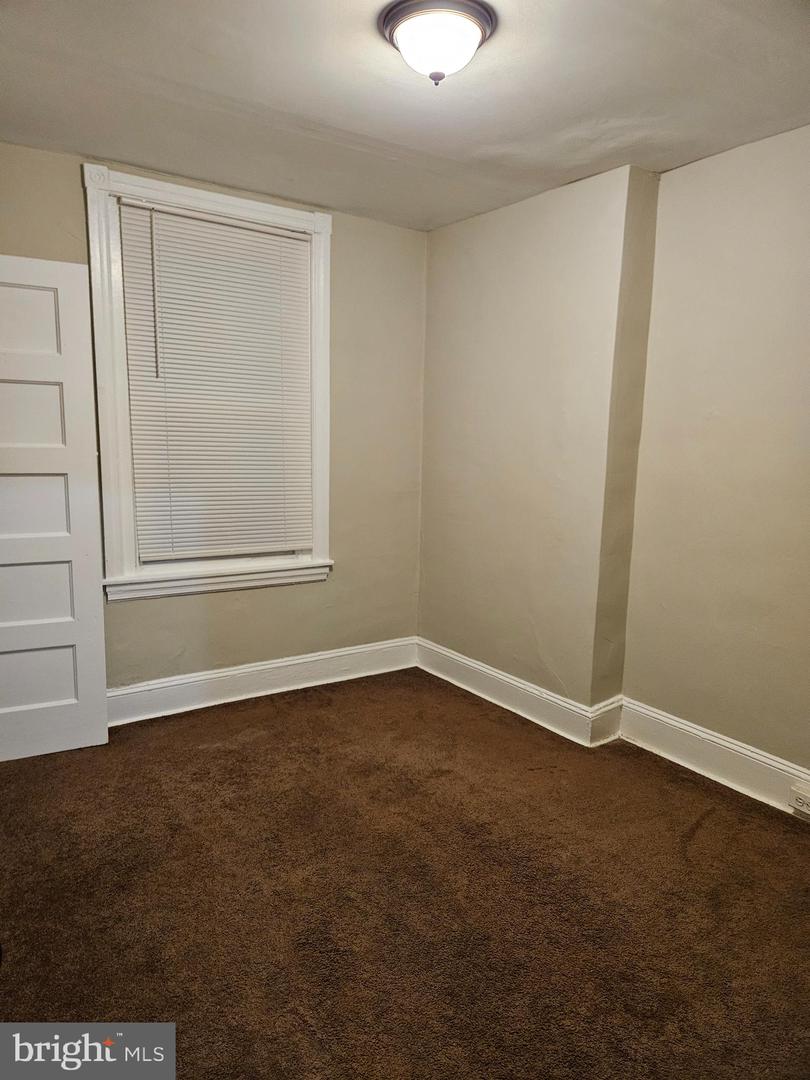 5926 Osage Ave Property Photo 15