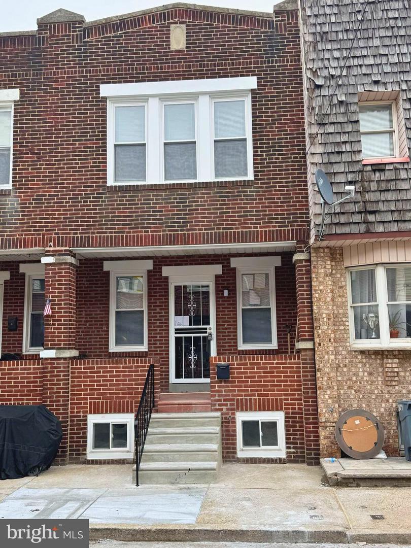 1627 S Newkirk St Property Photo 2