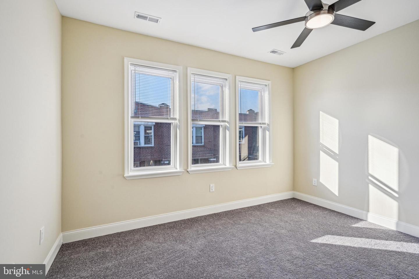 1627 S Newkirk St Property Photo 16