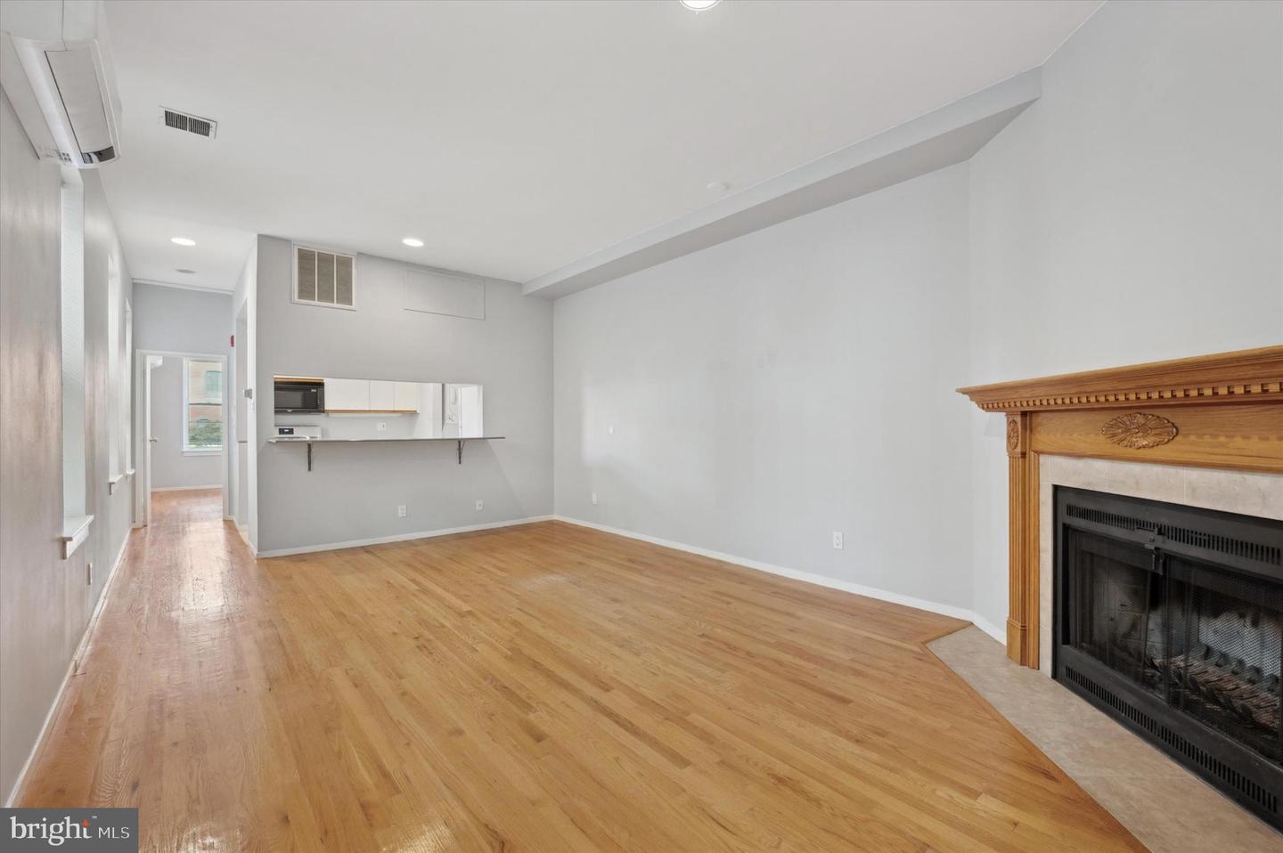 1731 Wallace St #202 Property Photo