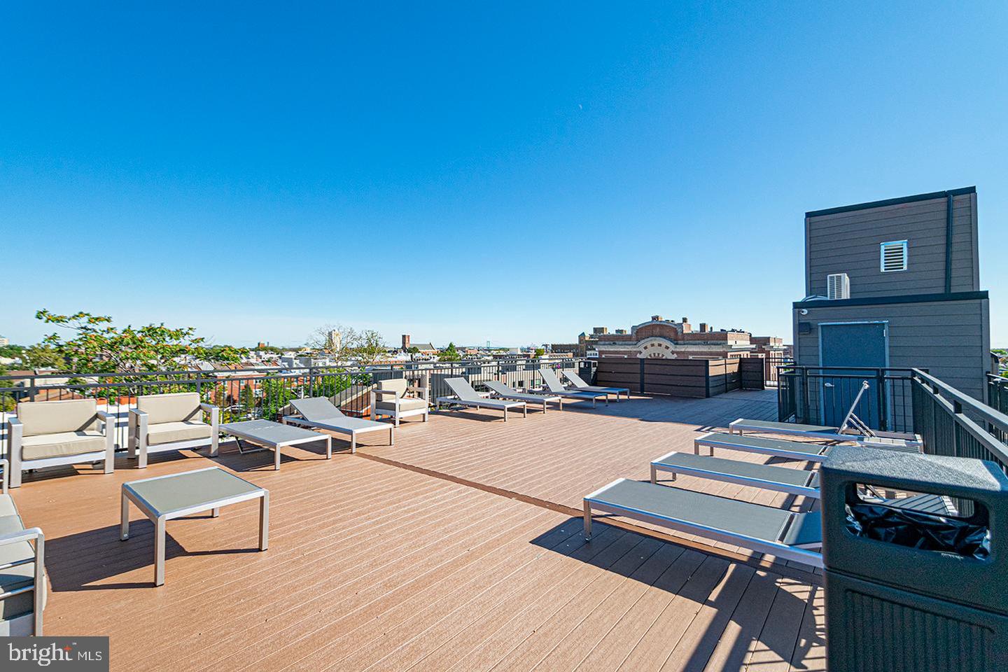 1211 Bainbridge St #unit 4b Property Photo 17