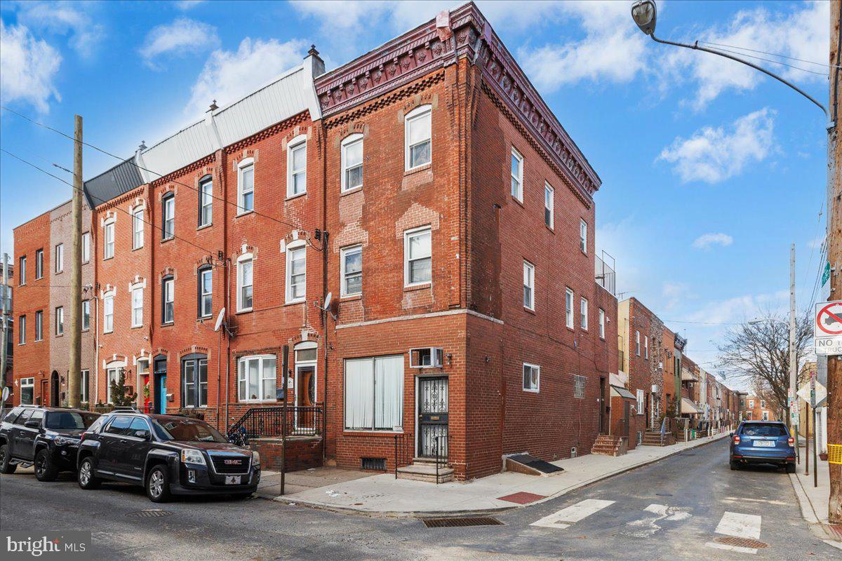 1331 Mifflin St Property Photo