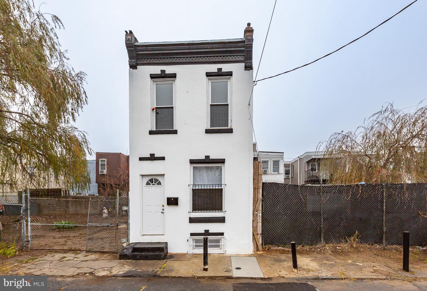 2735 N Waterloo St Property Photo 1