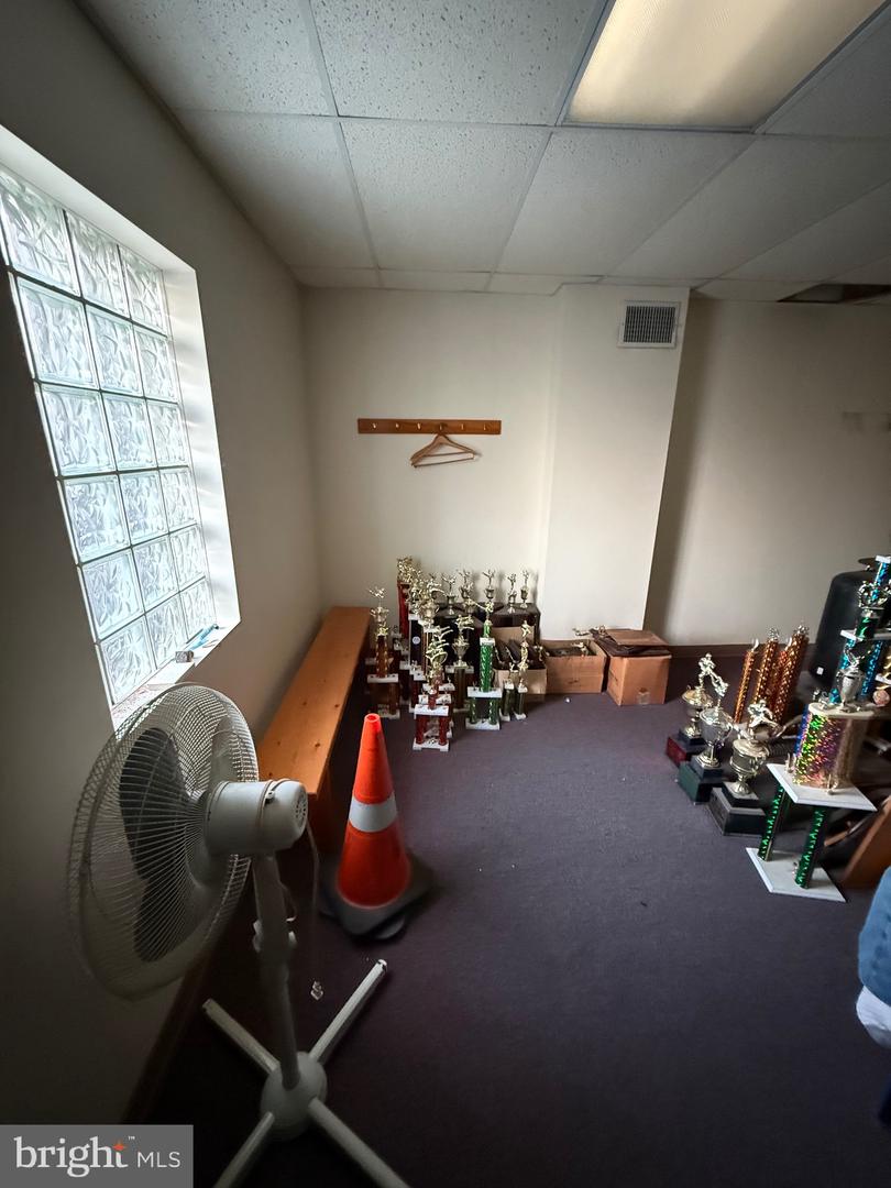 1704 Jackson St Property Photo 12