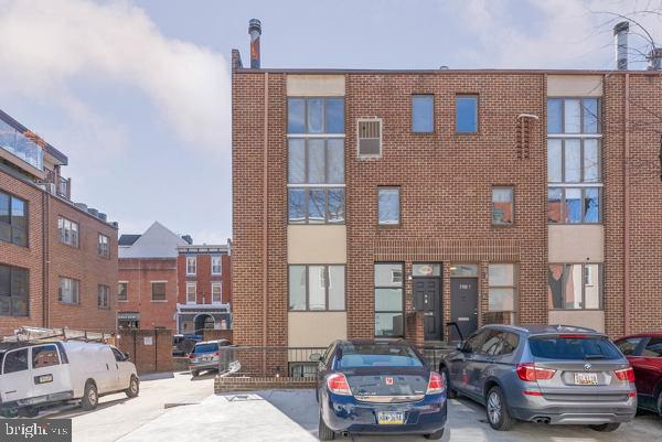 1906 Rodman St #b Property Photo