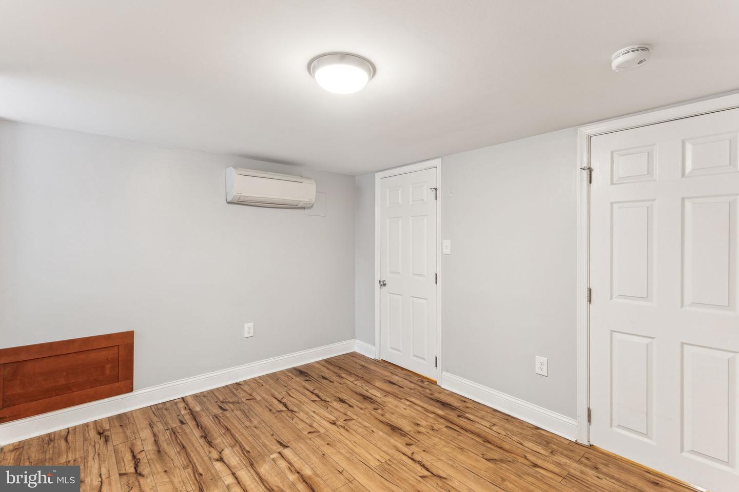 1638 Parrish St Property Photo 23