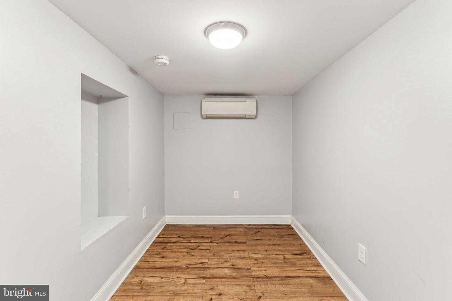 1638 Parrish St Property Photo 28