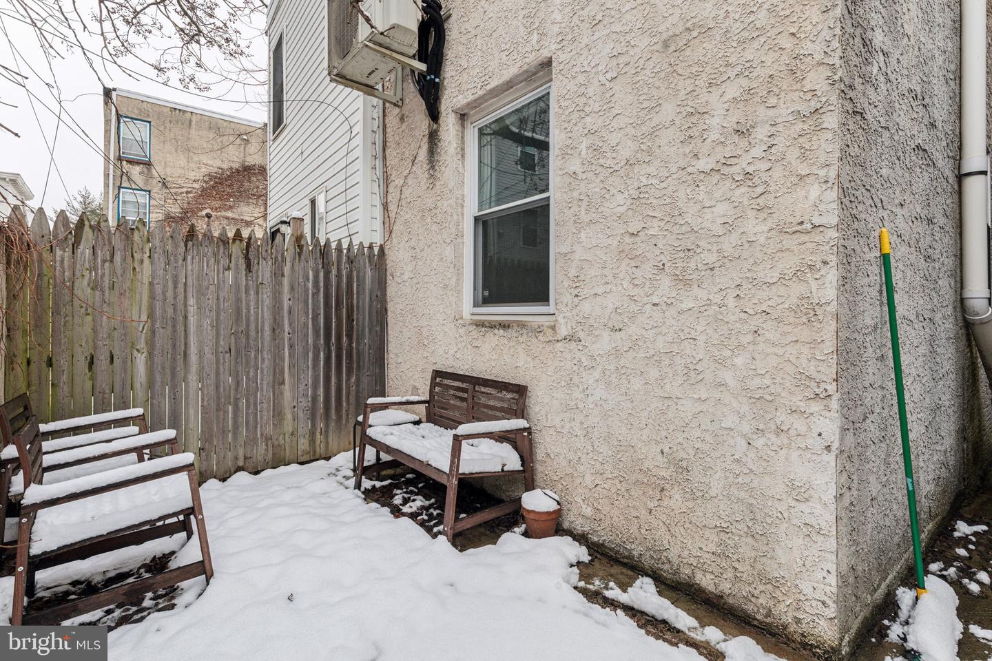 1638 Parrish St Property Photo 32