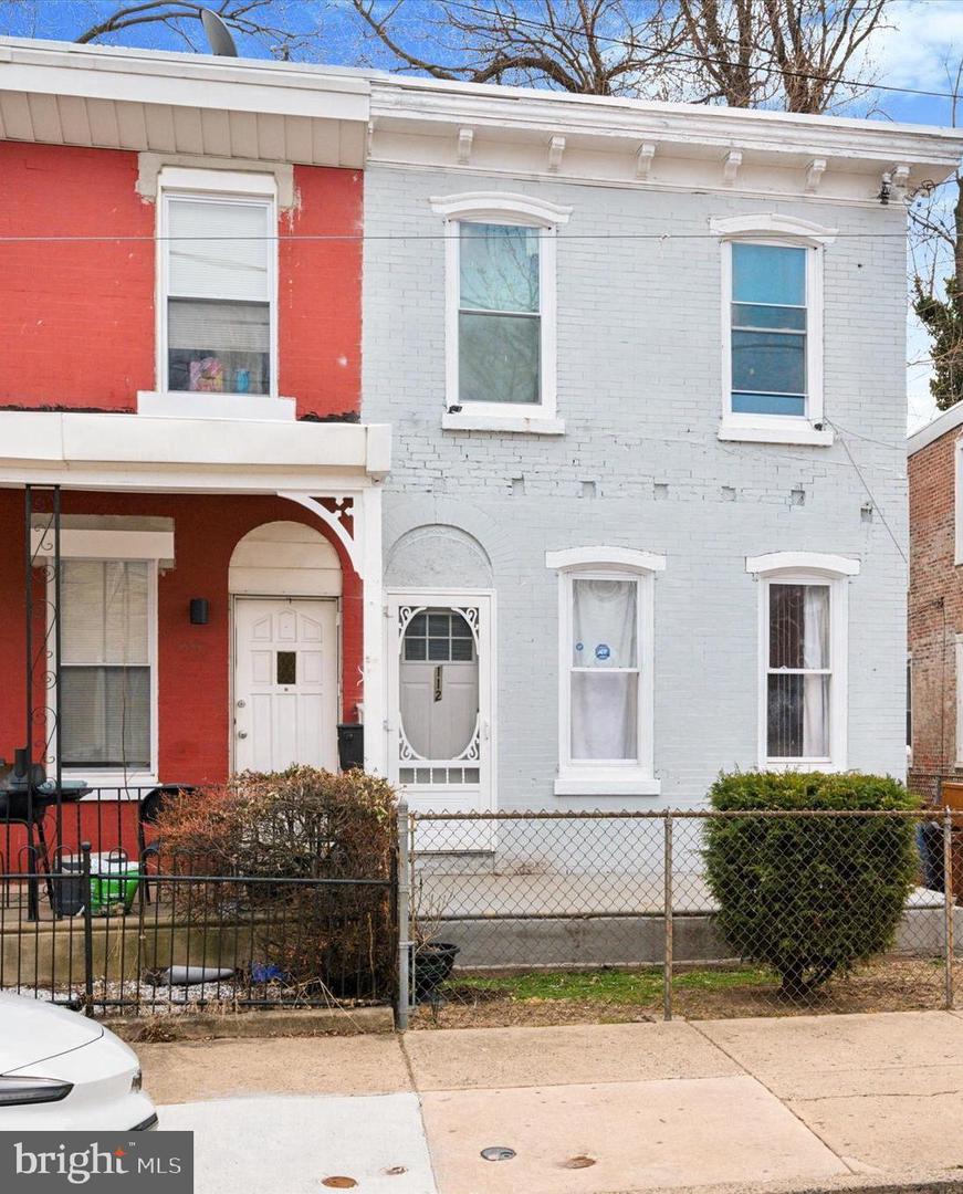 112 E Pastorius St Property Photo