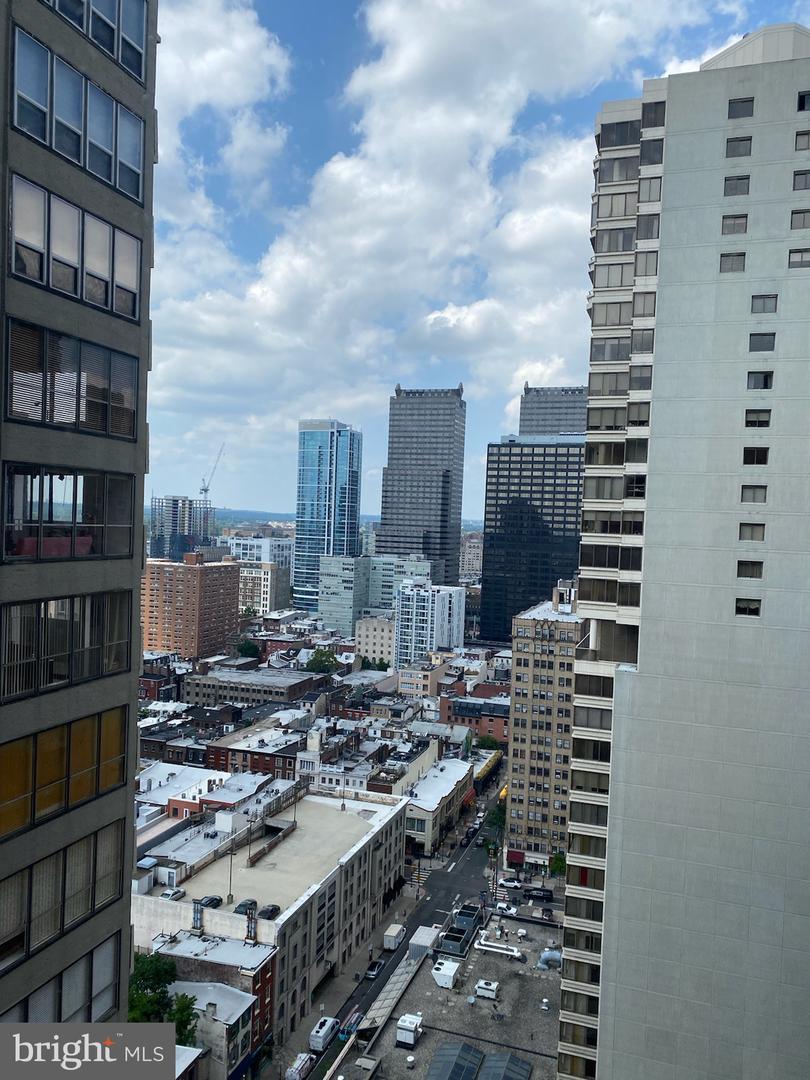 224-30 W Rittenhouse Sq #2701 Property Photo 14