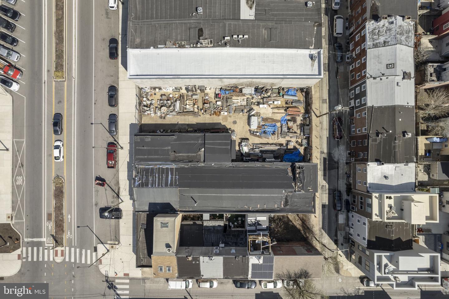 1603-11 N American St Property Photo 3