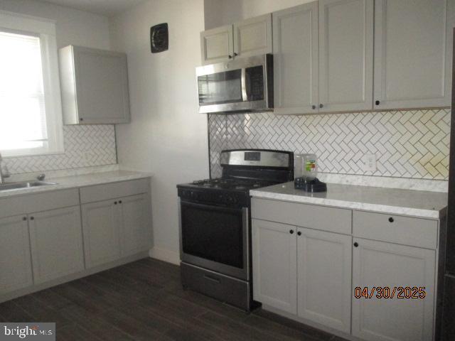6535 Windsor Property Photo 5