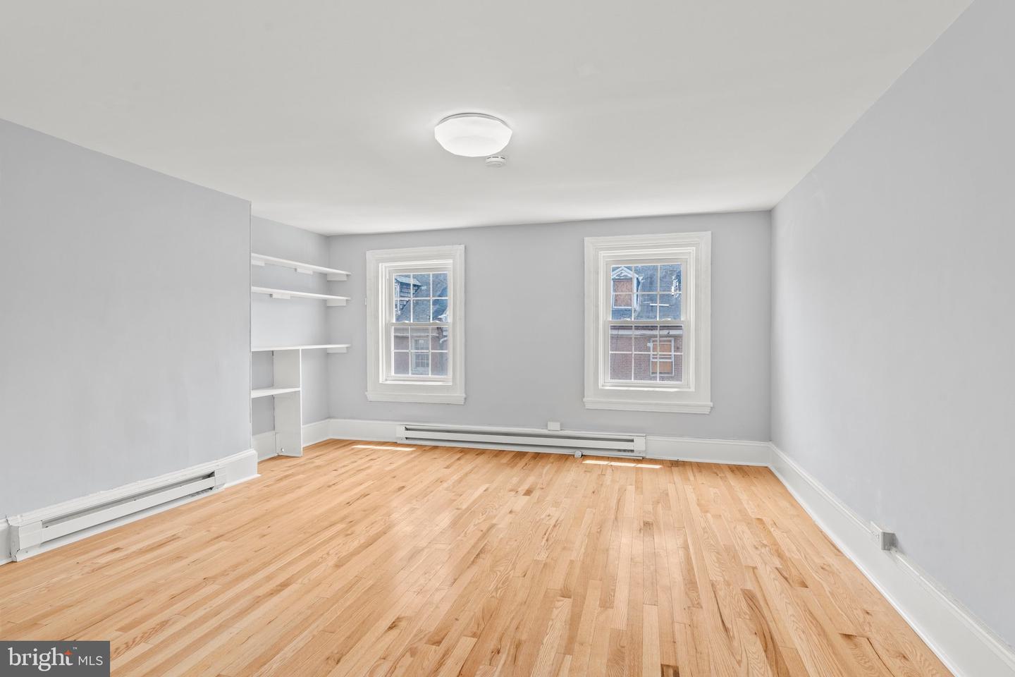 1017 Pine St Property Photo 12