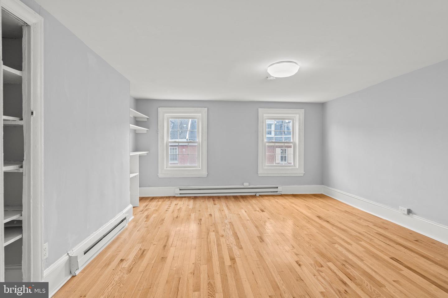 1017 Pine St Property Photo 16