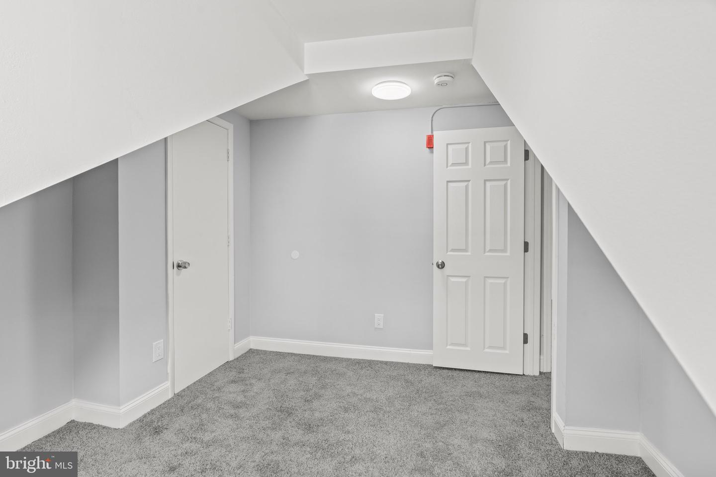 1017 Pine St Property Photo 26