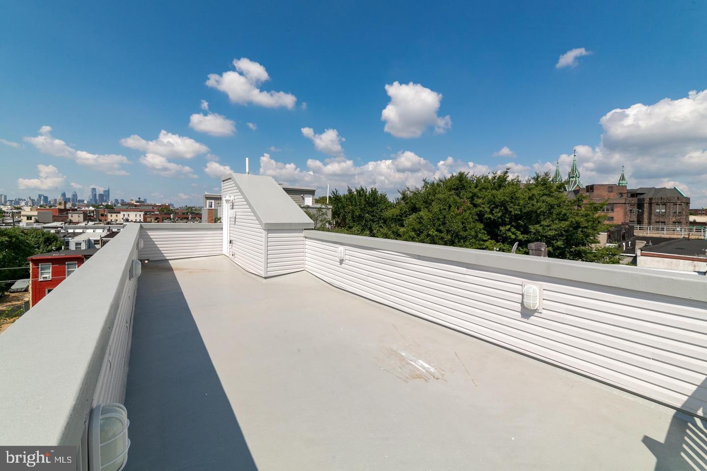 1816 E Lehigh Ave Property Photo 2