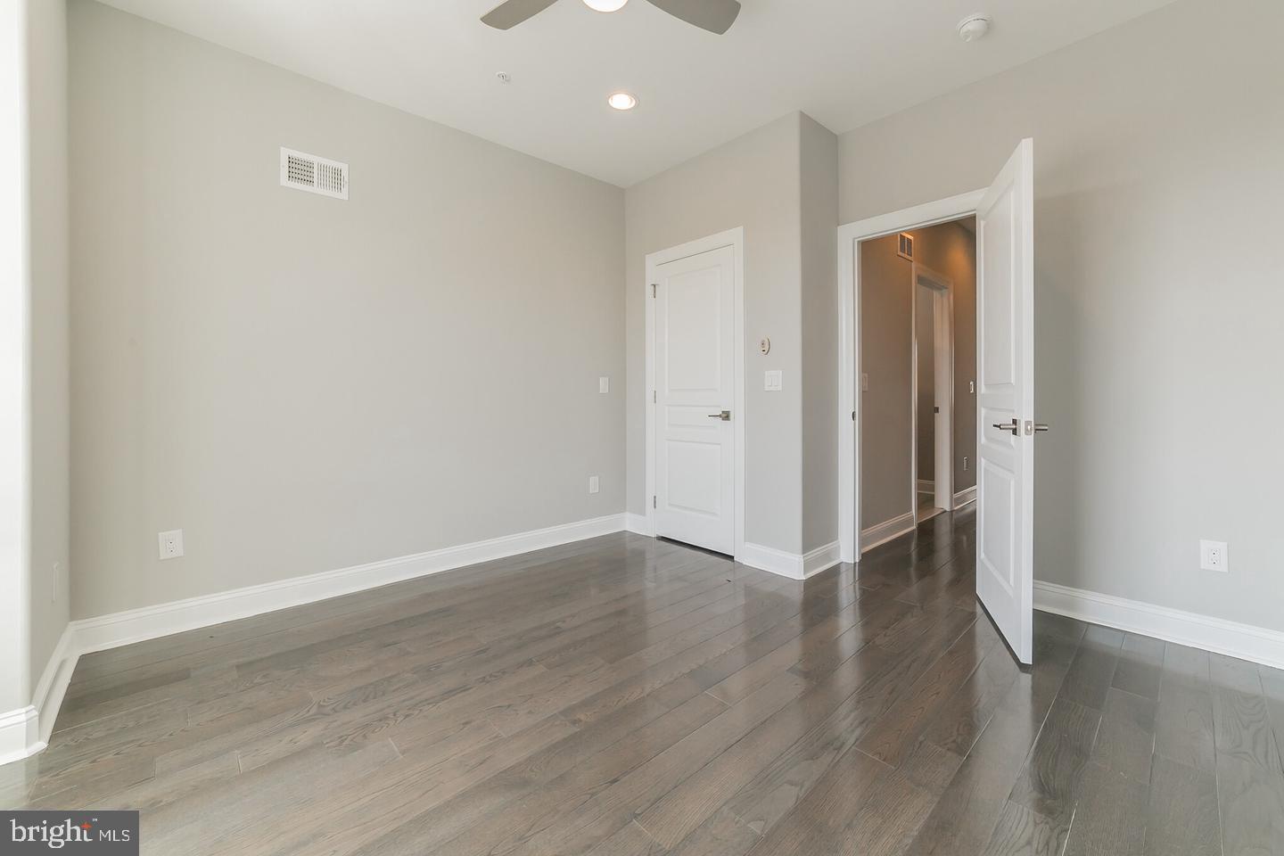 1816 E Lehigh Ave Property Photo 15