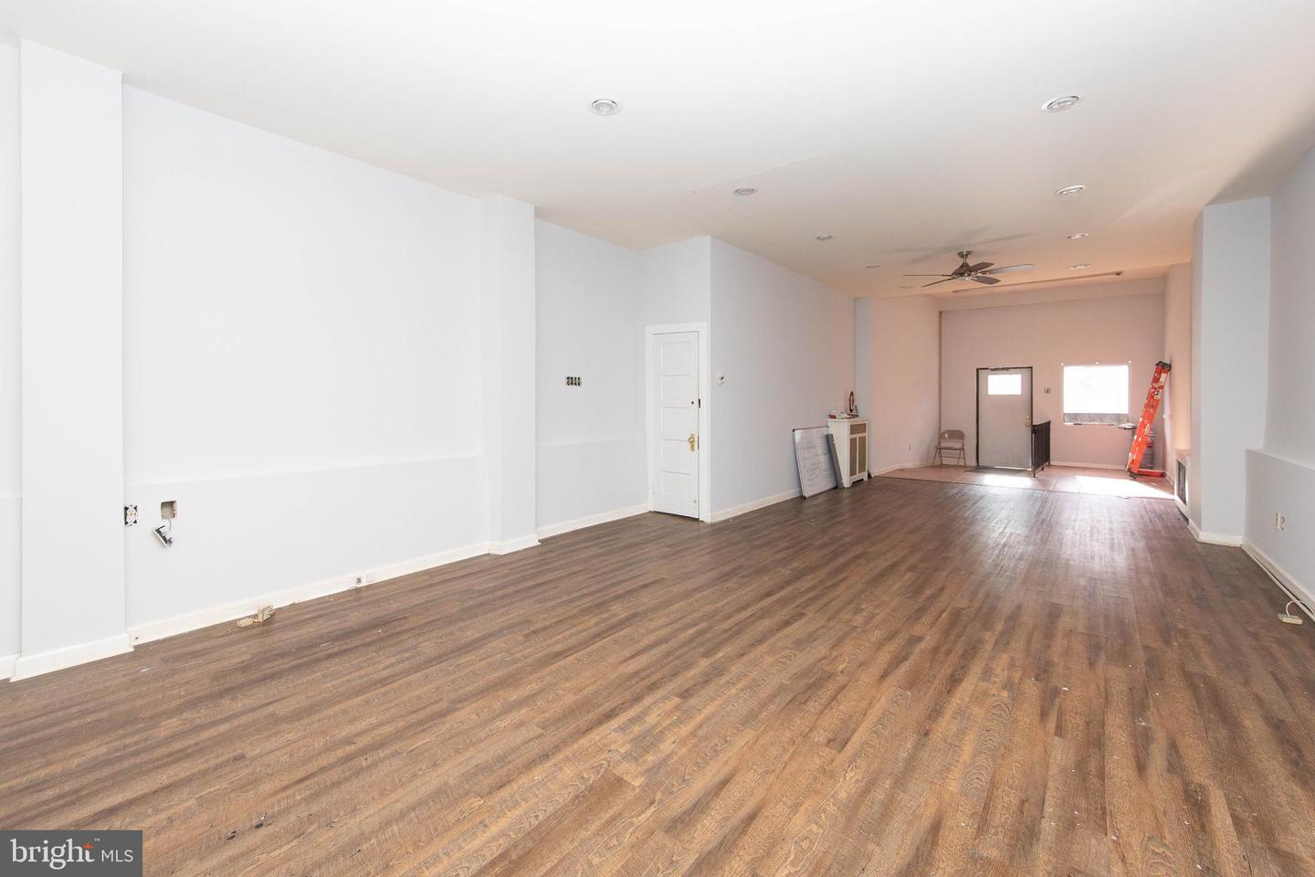 2839 W Girard Ave Property Photo