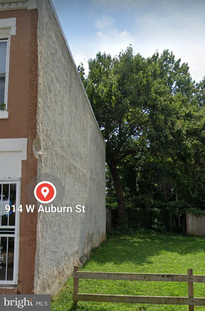 914 W Auburn St Property Photo