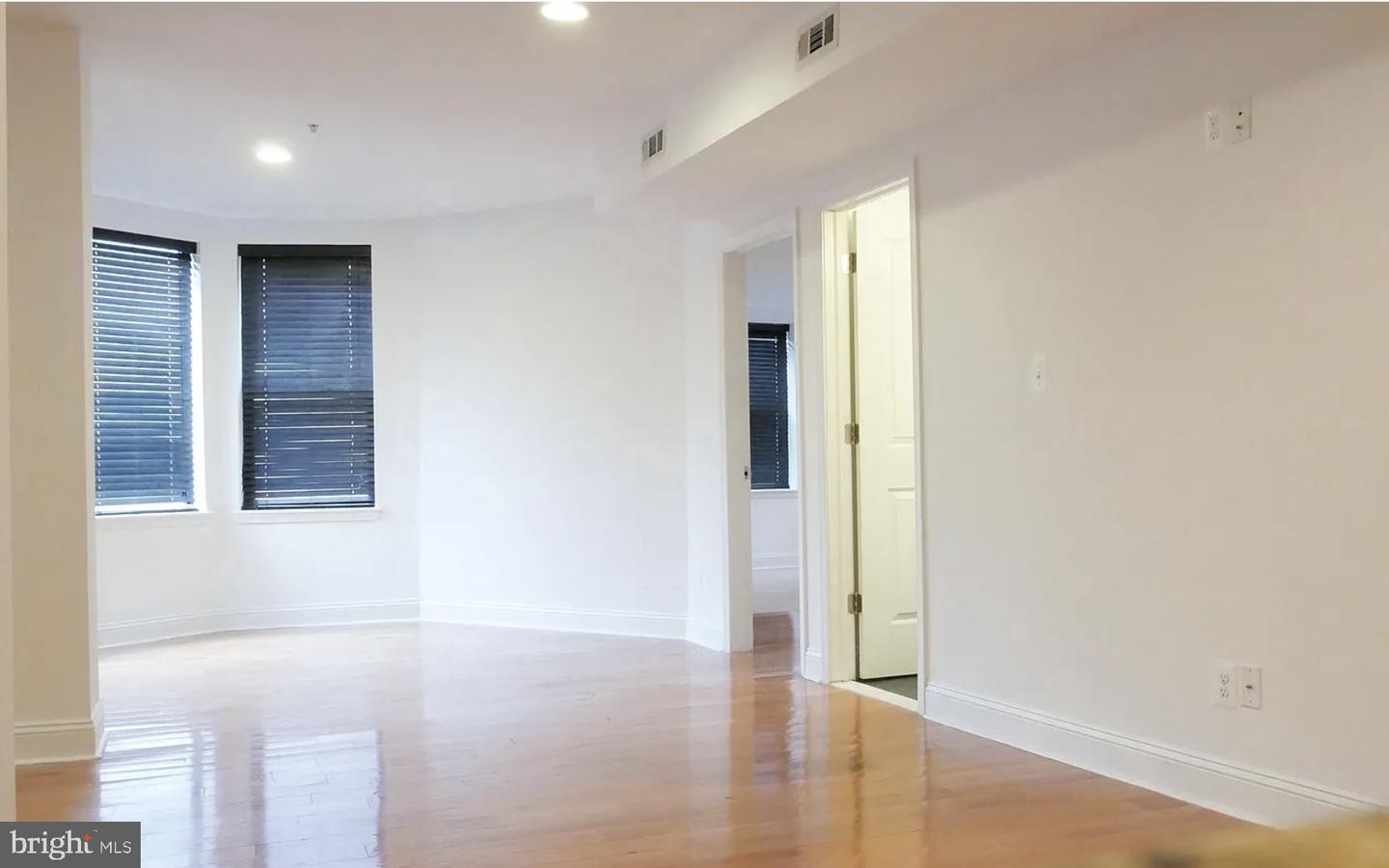 1250 Ridge Ave #4b Property Photo 5