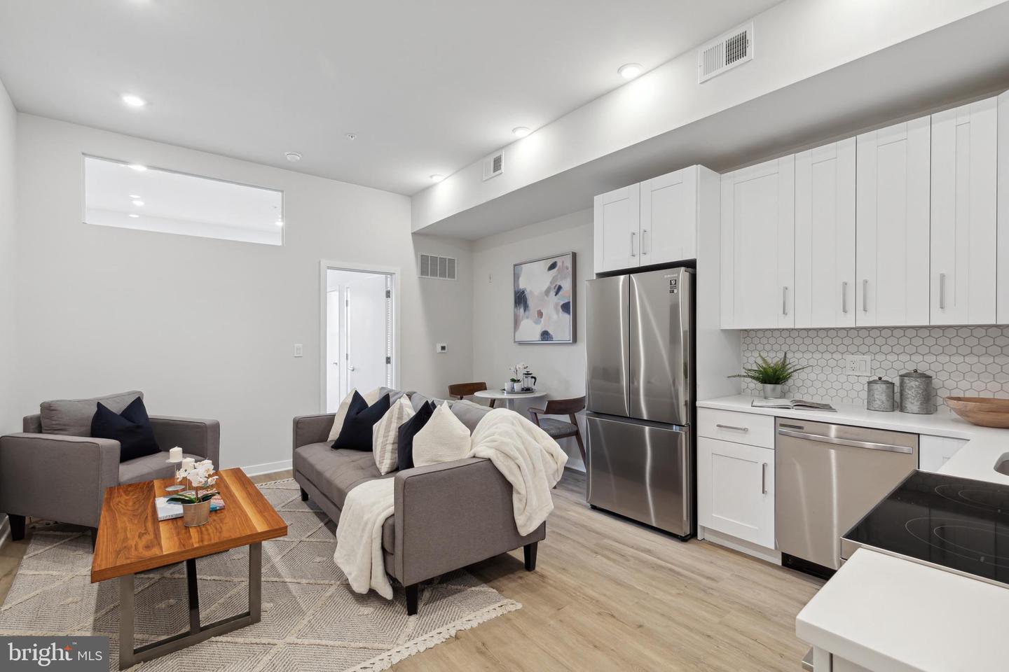 1330 S Patton St #unit 408 Property Photo